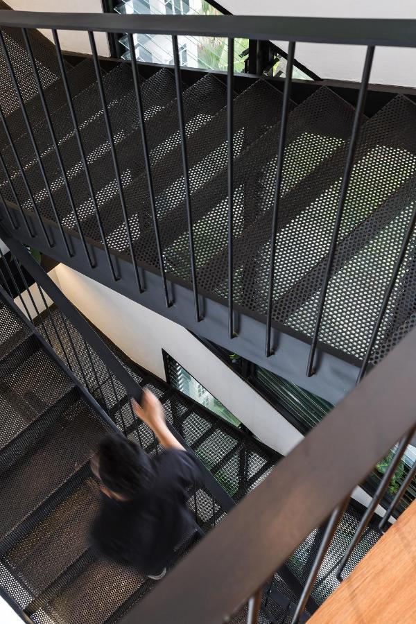 Qub Rooms Semarang Exterior photo